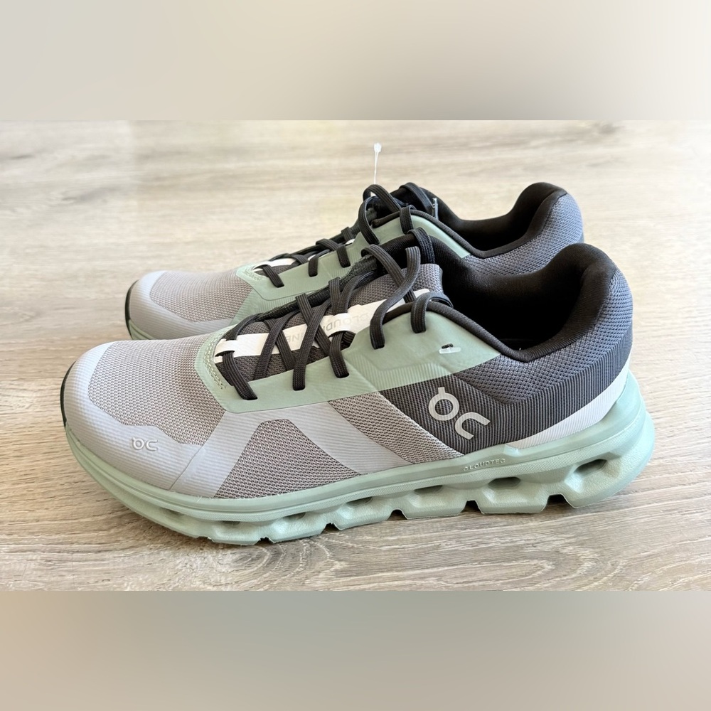 On Running Sneakers in Gray and Light Green